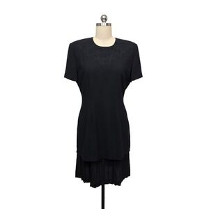 Marianna Womens Black Embroidered Neckline Layered Pleated Shift Dress Size 6